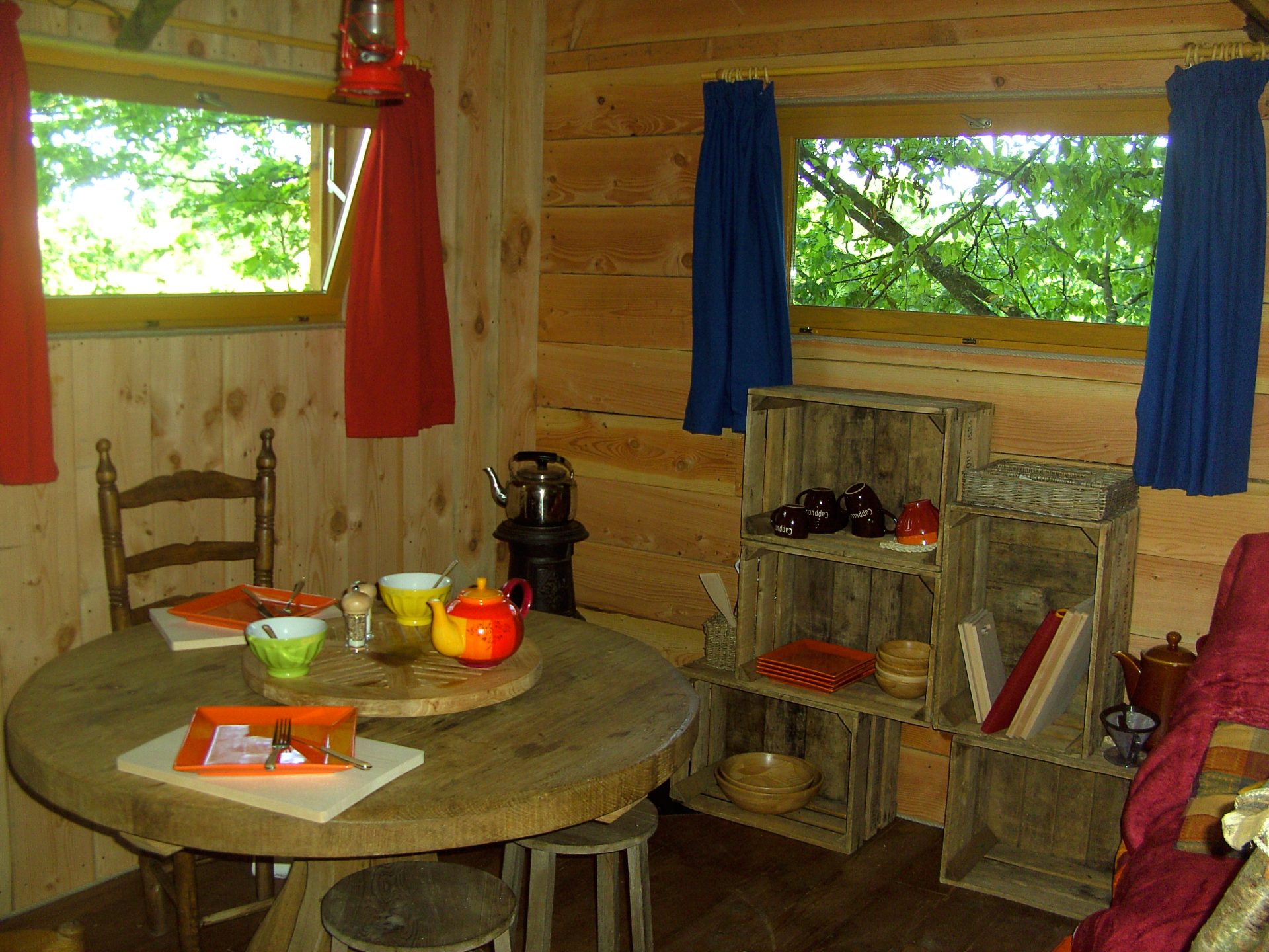 Terrasse de la cabane dans les arbres