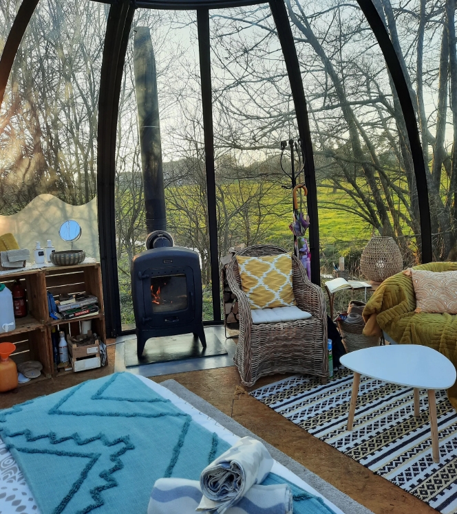 Dôme au calme dans un environnement naturel préservé